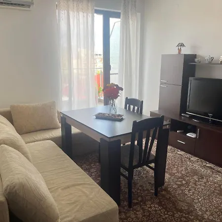 панорама Lägenhet Chisarja